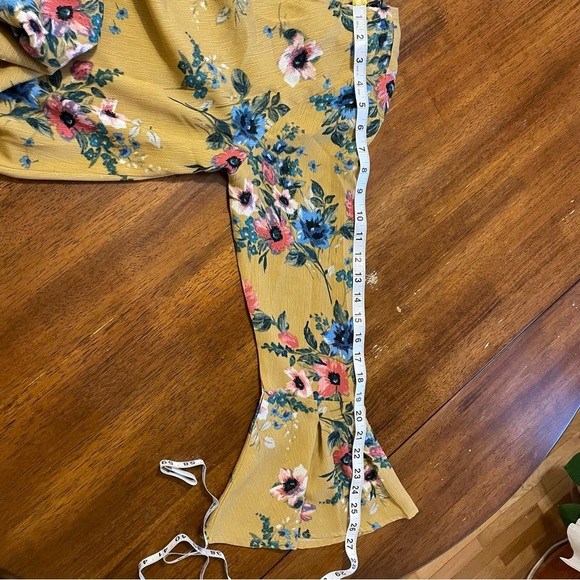 Mustard floral shirt - Picture 9 of 10